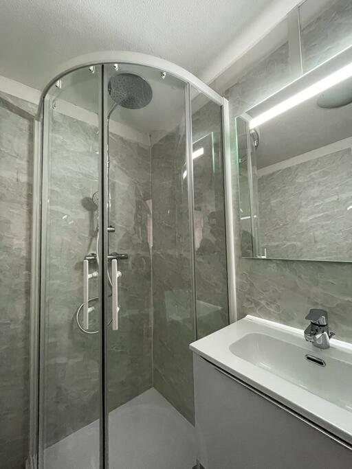 Reims - Duplex Au Coeur Du Quartier Saint-Remi 아파트 외부 사진